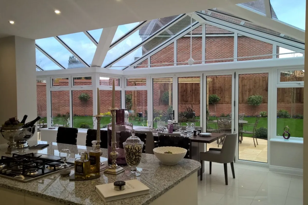 Modern Glass Box Extension