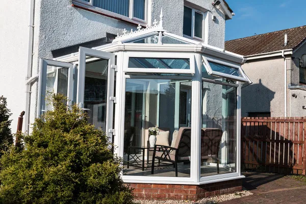 A Gorgeous Victorian Conservatory Installation in Glasgow