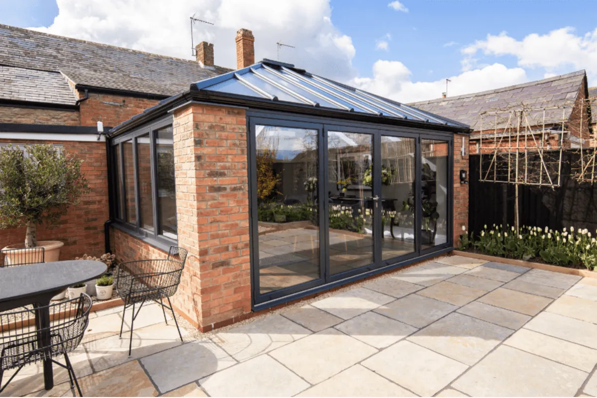 Livinroof Extension External