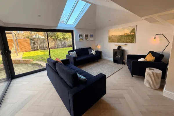 From dark old conservatory to bright modern hup! extension